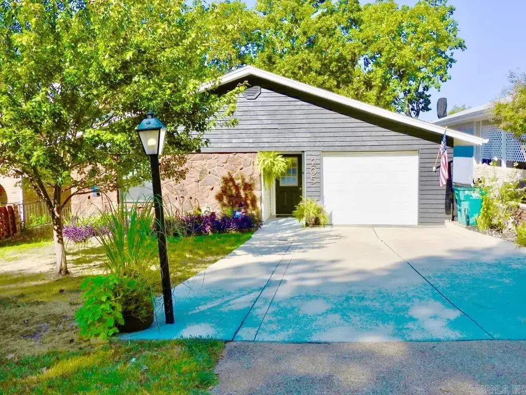 205 S Nightingale Drive, Horseshoe Bend