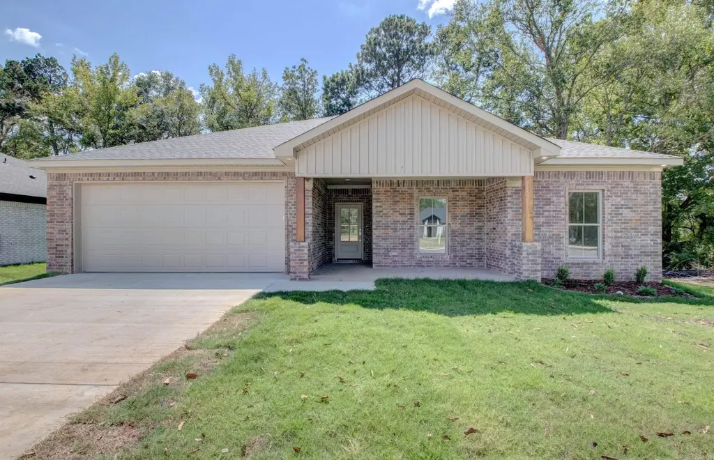 217 Apollo Way, Benton