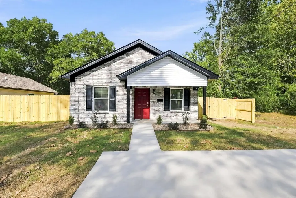 4213 Rogers. .5 Street, North Little Rock