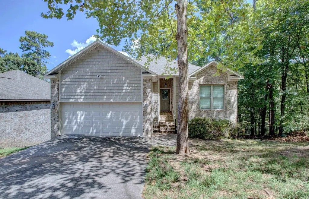 98 Prospect Trl, North Little Rock