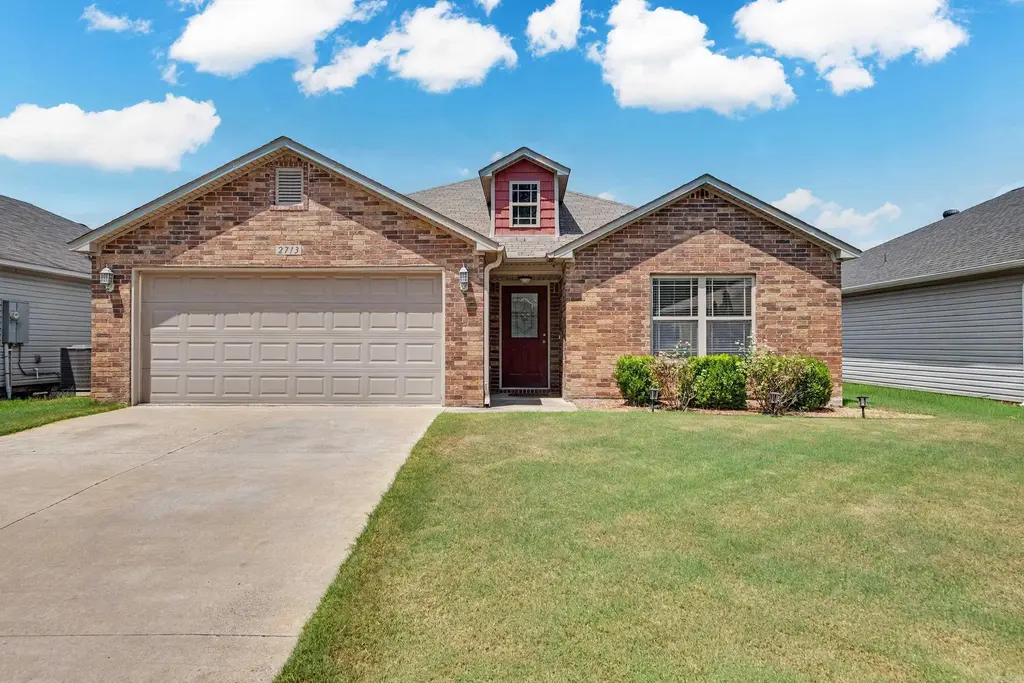 2713 Brighton Place, Benton
