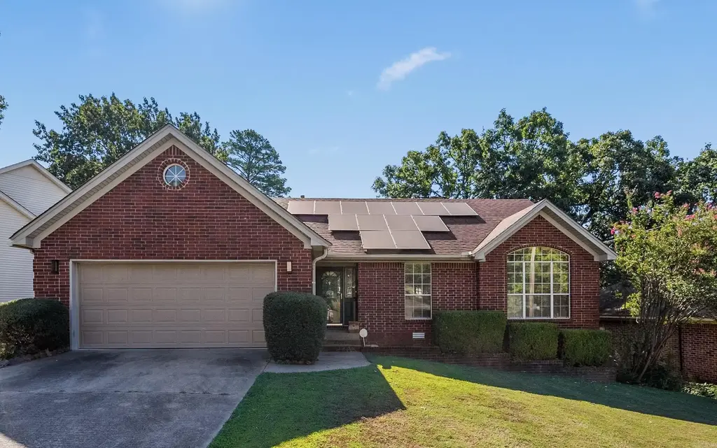 12119 Cherry Laurel Drive, Little Rock