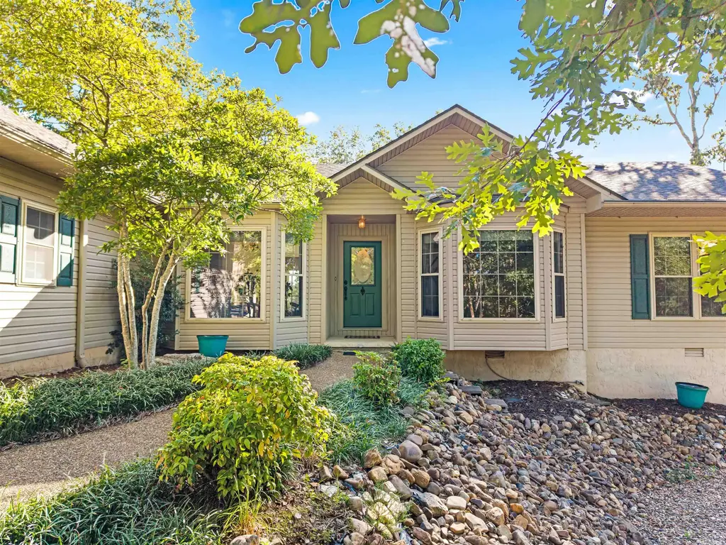 12 Vascongadas Way, Hot Springs Village