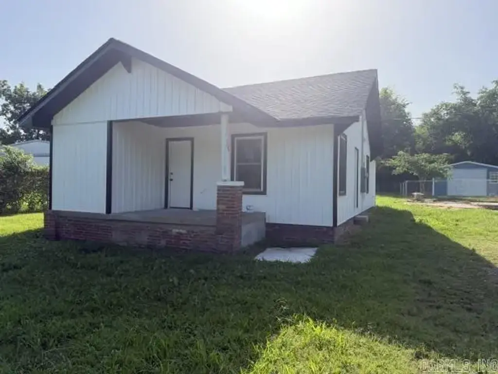 109 S Cedar, Morrilton