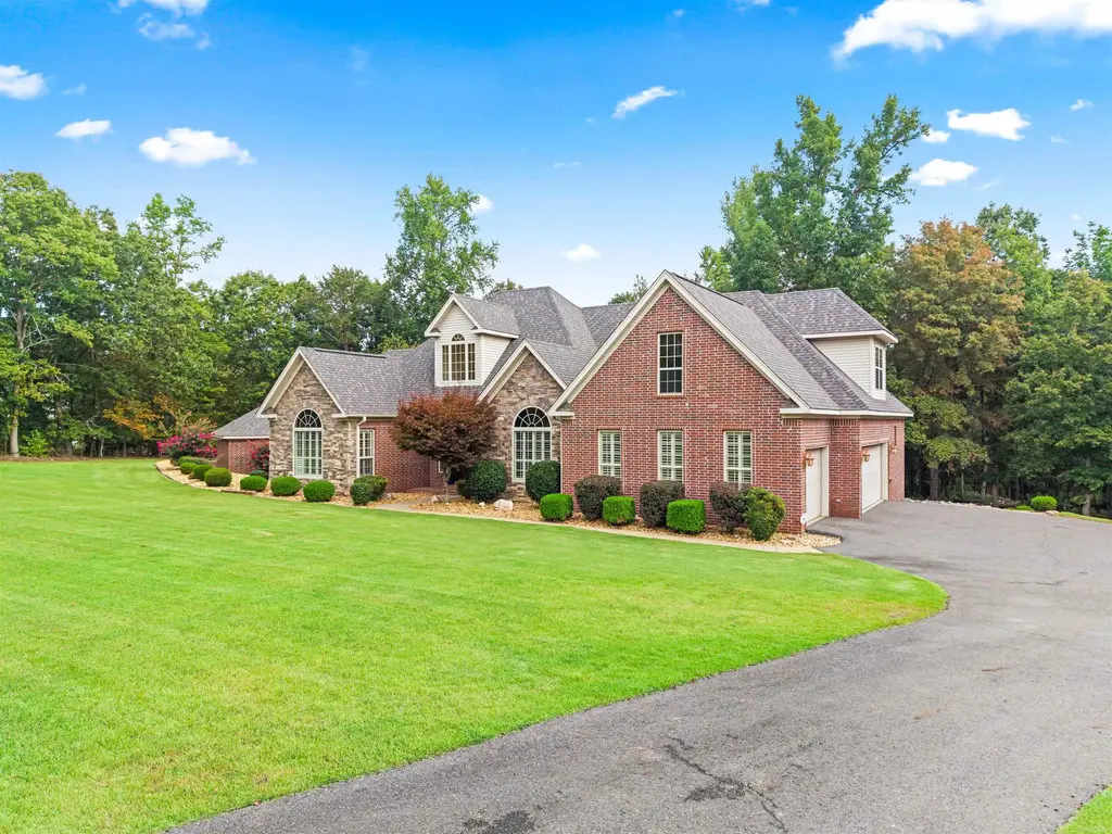 2500 Countryside Drive, Little Rock