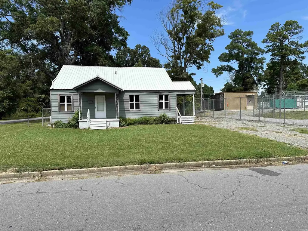 2015 W 26th Street, Pine Bluff