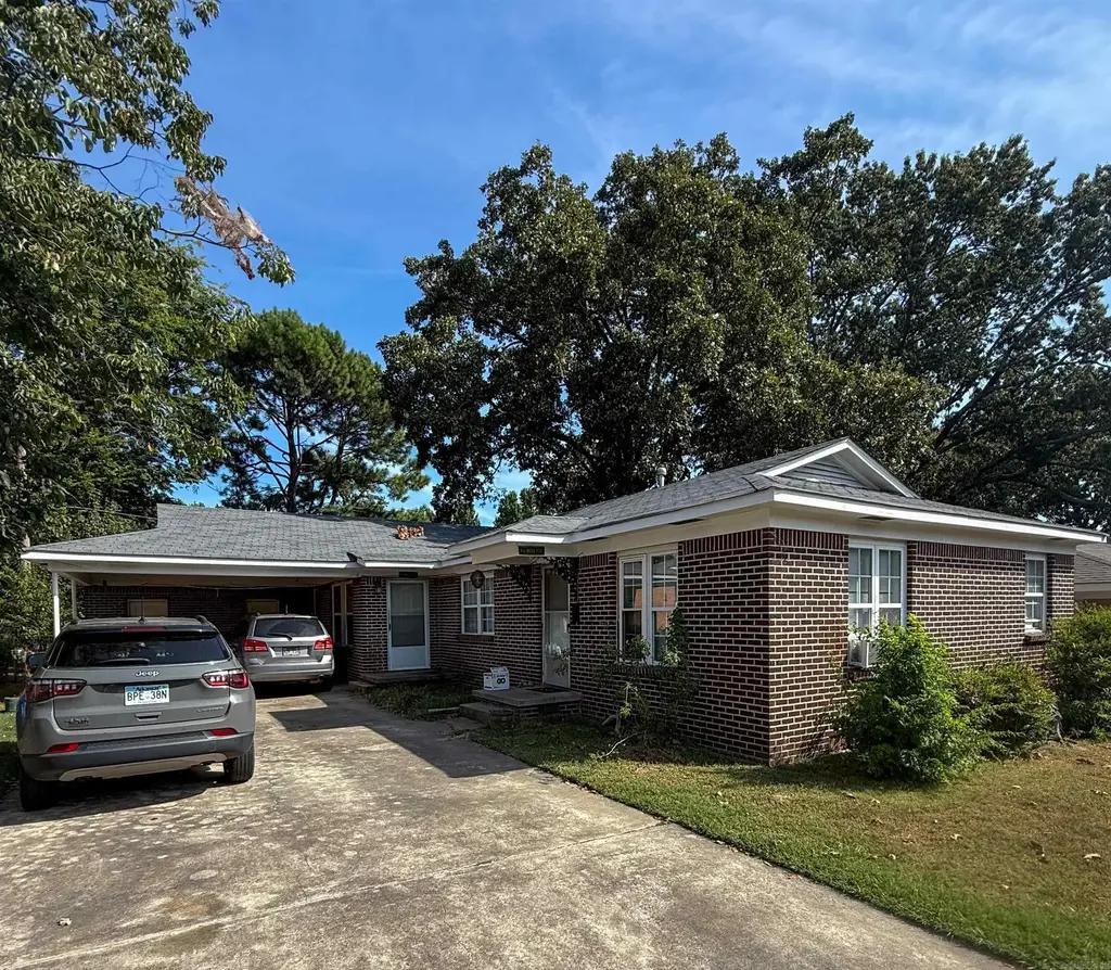 331 & 333 W I Avenue, North Little Rock