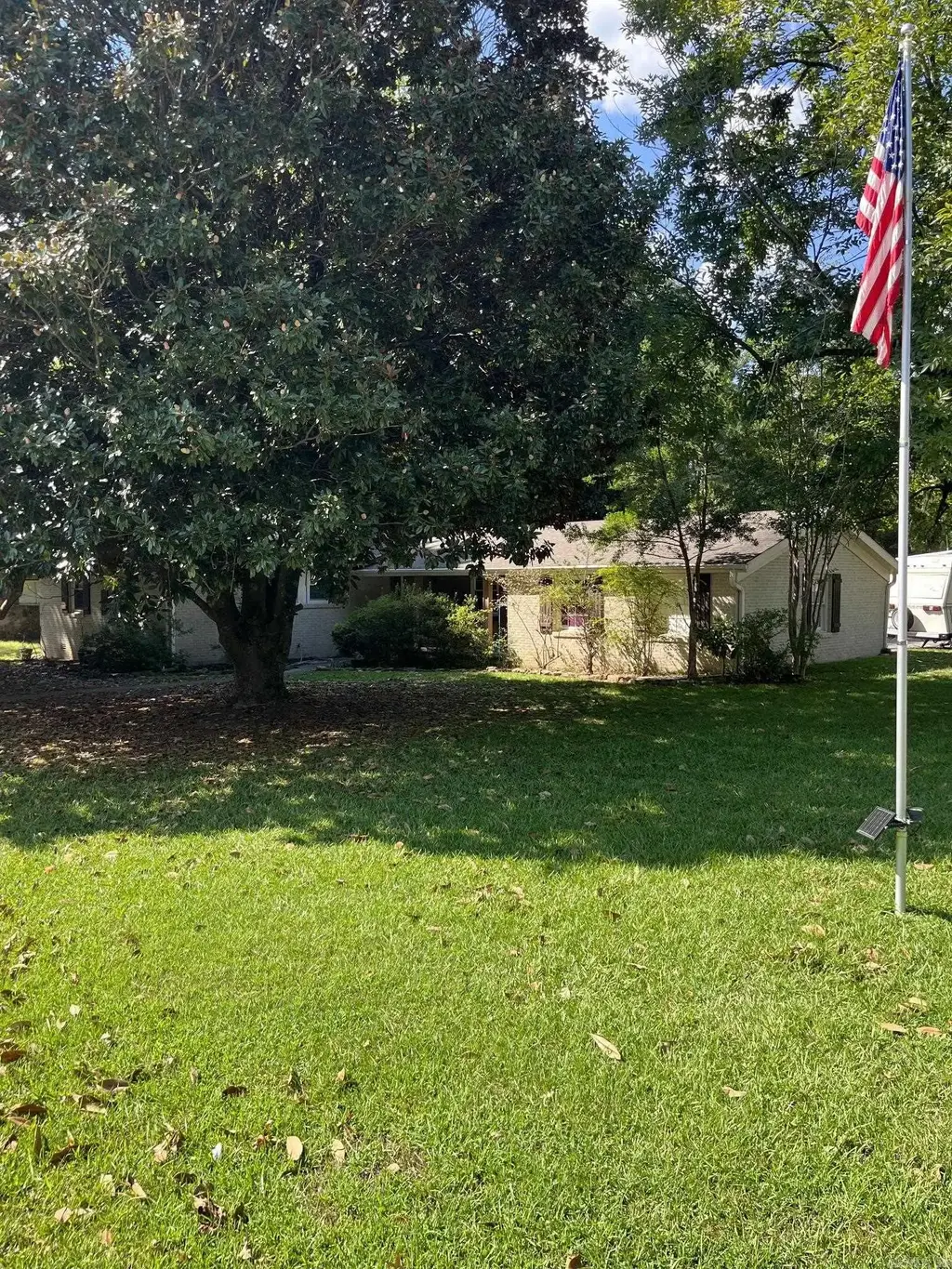12 Broadmoor, Conway