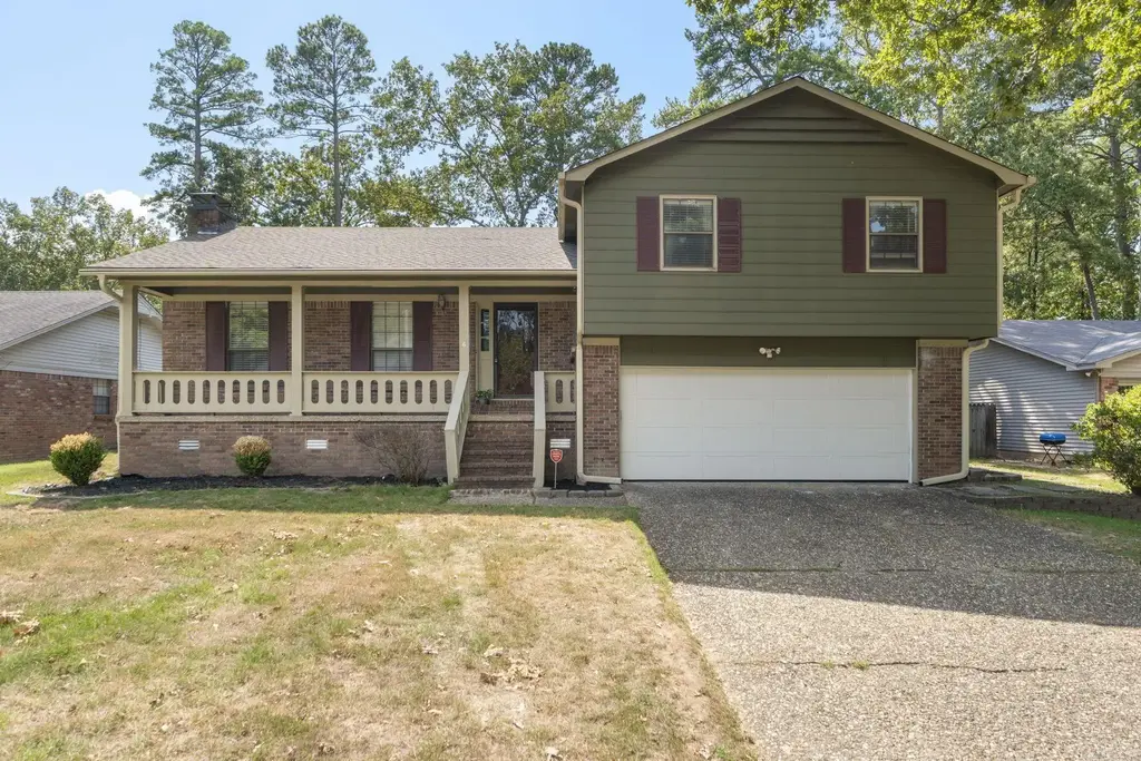 6 Clover Court, Little Rock