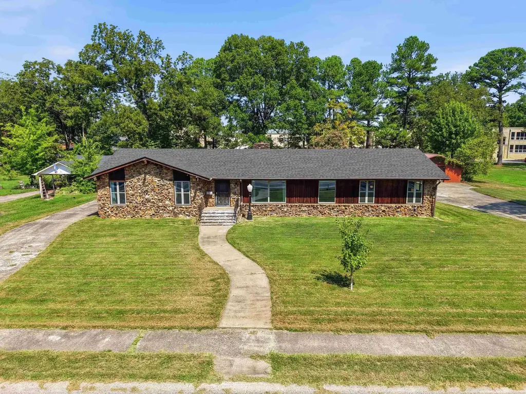 1826 Caldwell Street, Conway