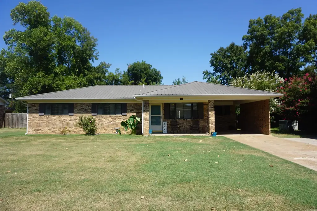 160 Cloverdale, Searcy