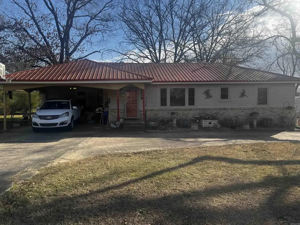 1606 Hatcher Road, Sherwood