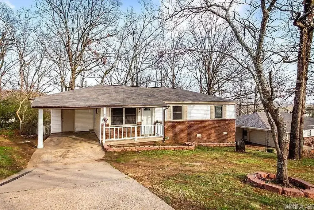 35 Oakview Dr Circle, North Little Rock