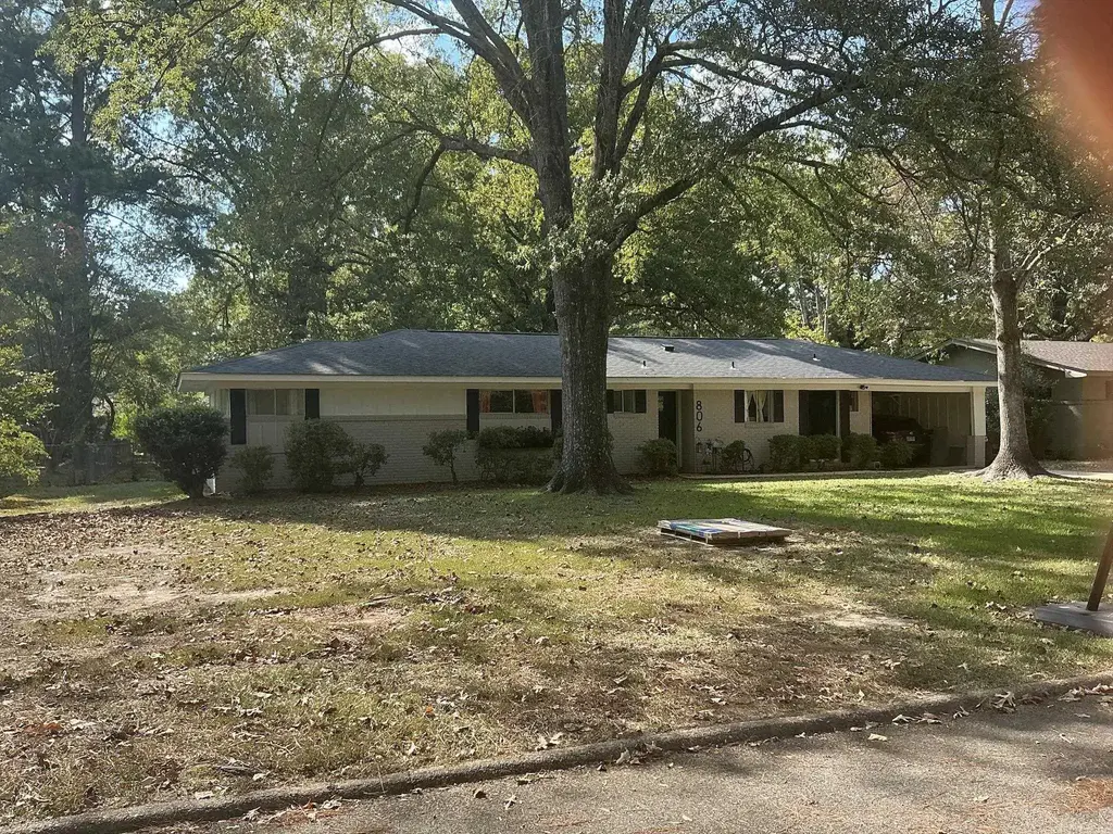 806 Pecan, Crossett