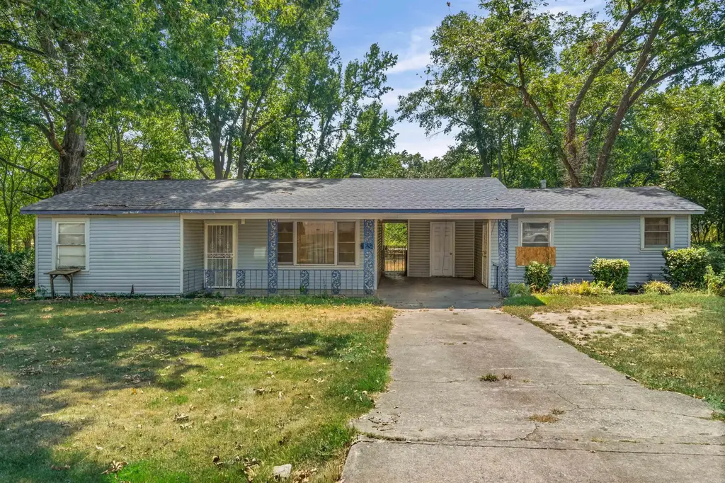 5011 W 55th Street, Little Rock