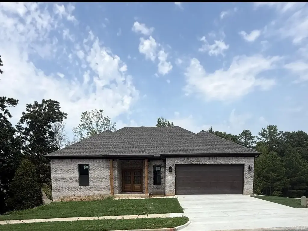 31 Epernay Circle, Little Rock