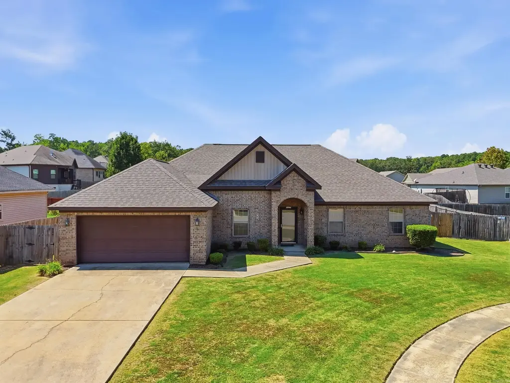 5502 Glenn Cove, Bryant