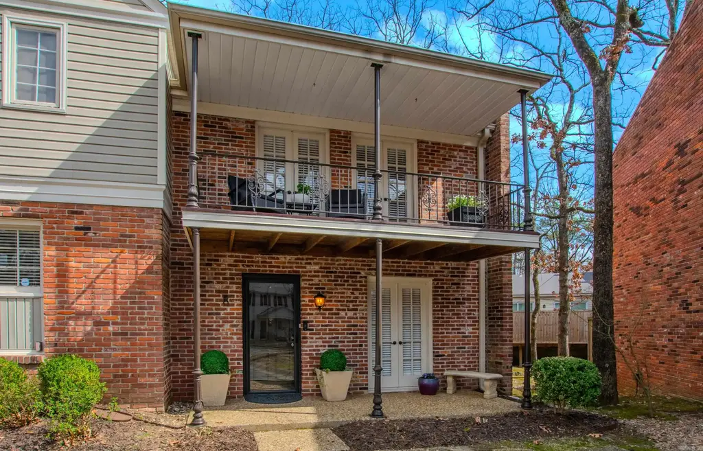 8 Kingsbridge Way, Little Rock