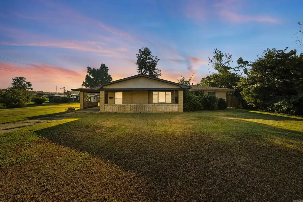 349 E Military Drive, North Little Rock
