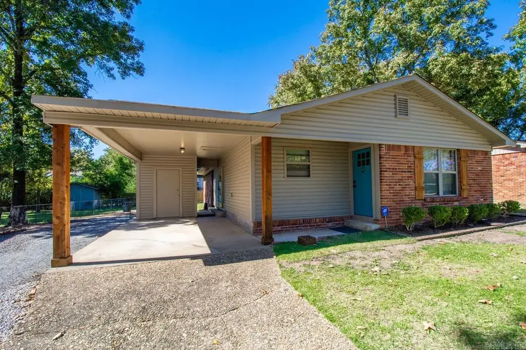 9303 Peach Tree Drive, Sherwood