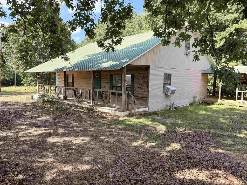 627 Midway Route, Monticello