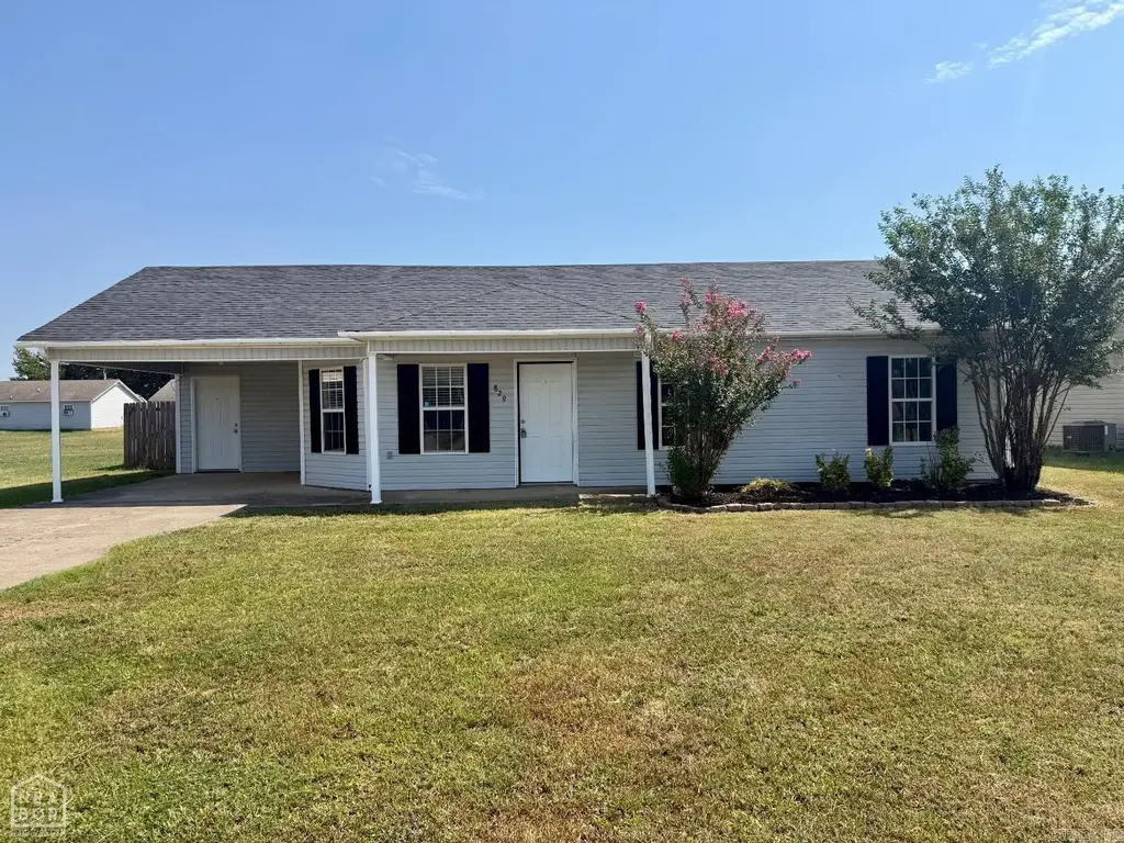 829 N 10th Avenue, Paragould