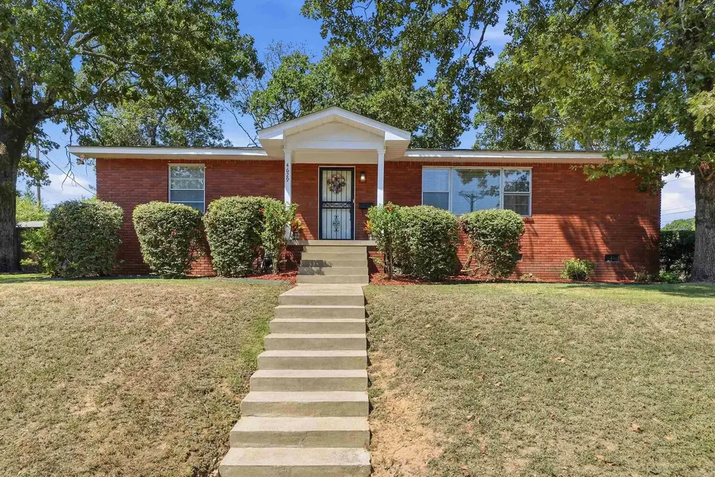 4629 Crestline Road, North Little Rock