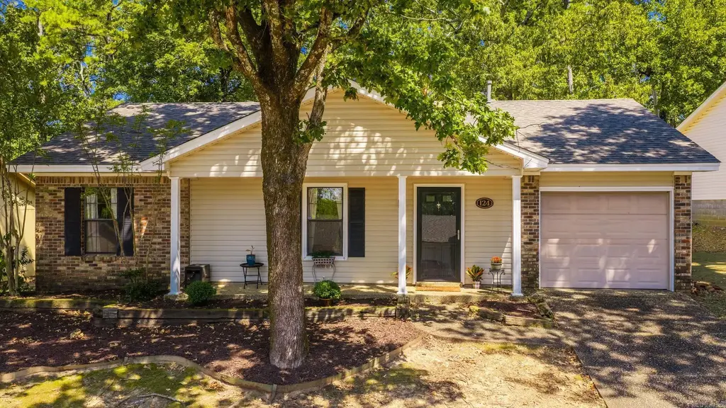 124 Point West Circle, Little Rock