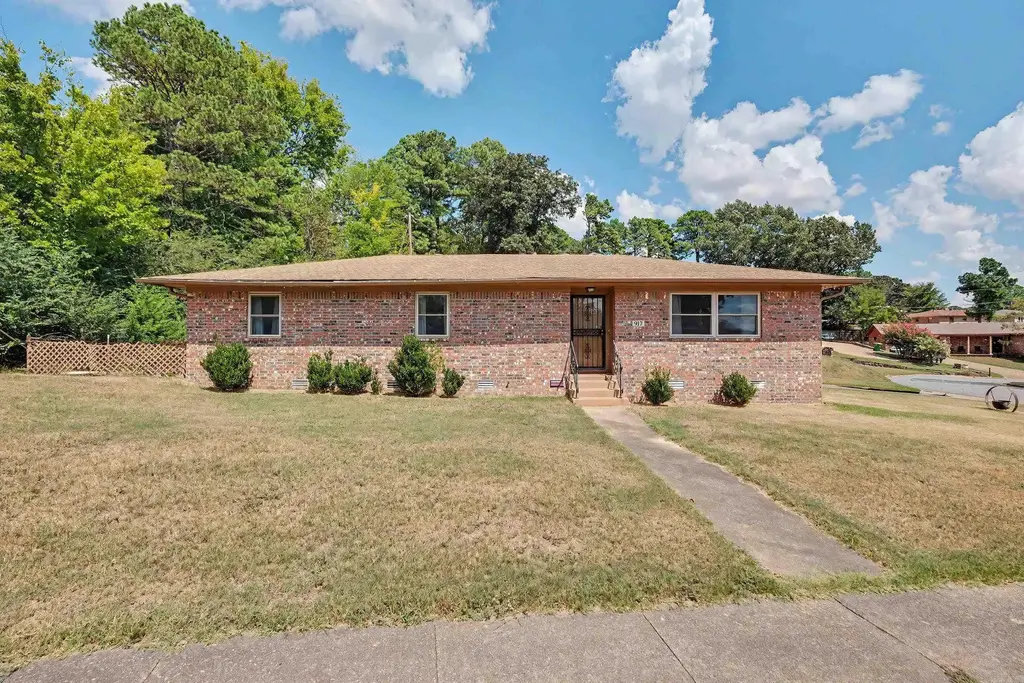 917 S. Hughes Street, Little Rock