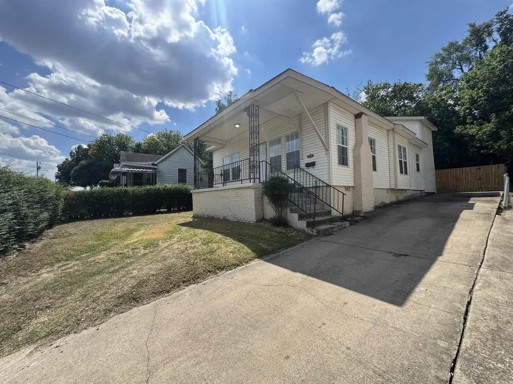 2714 S Spring Street, Little Rock