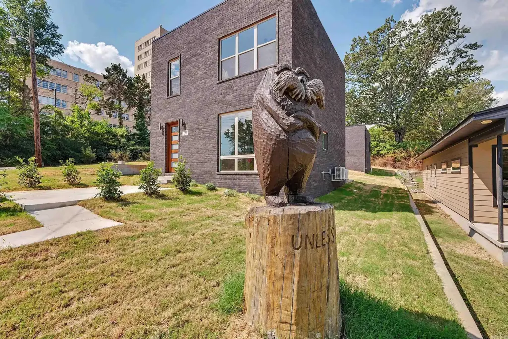 2324 S Rock, Little Rock