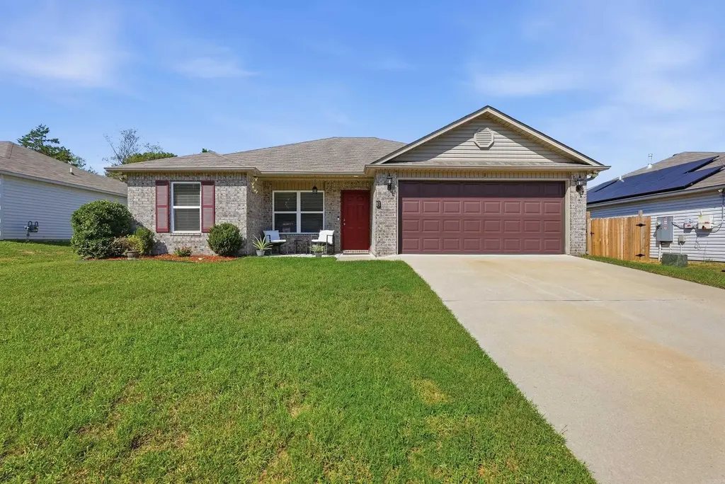 8 Harvest Lane, Conway