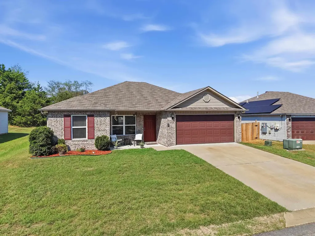 8 Harvest Lane, Conway