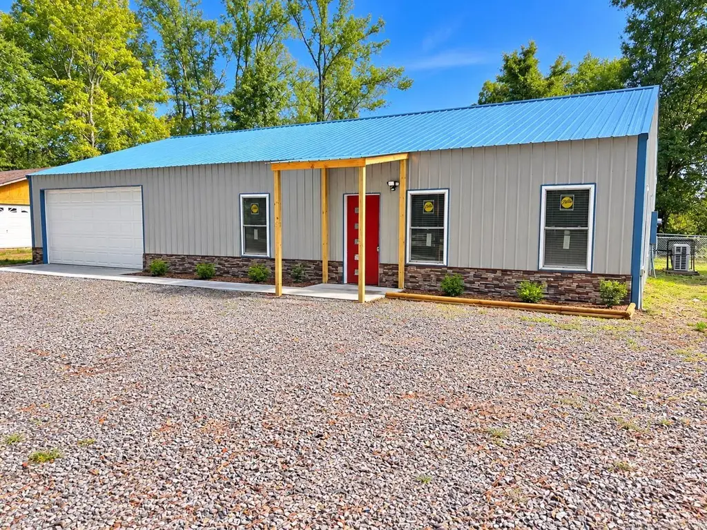 6 Vince Ln, Conway