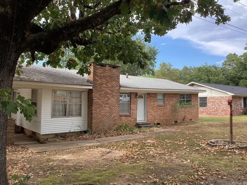 1612 Sunset Dr, Hope