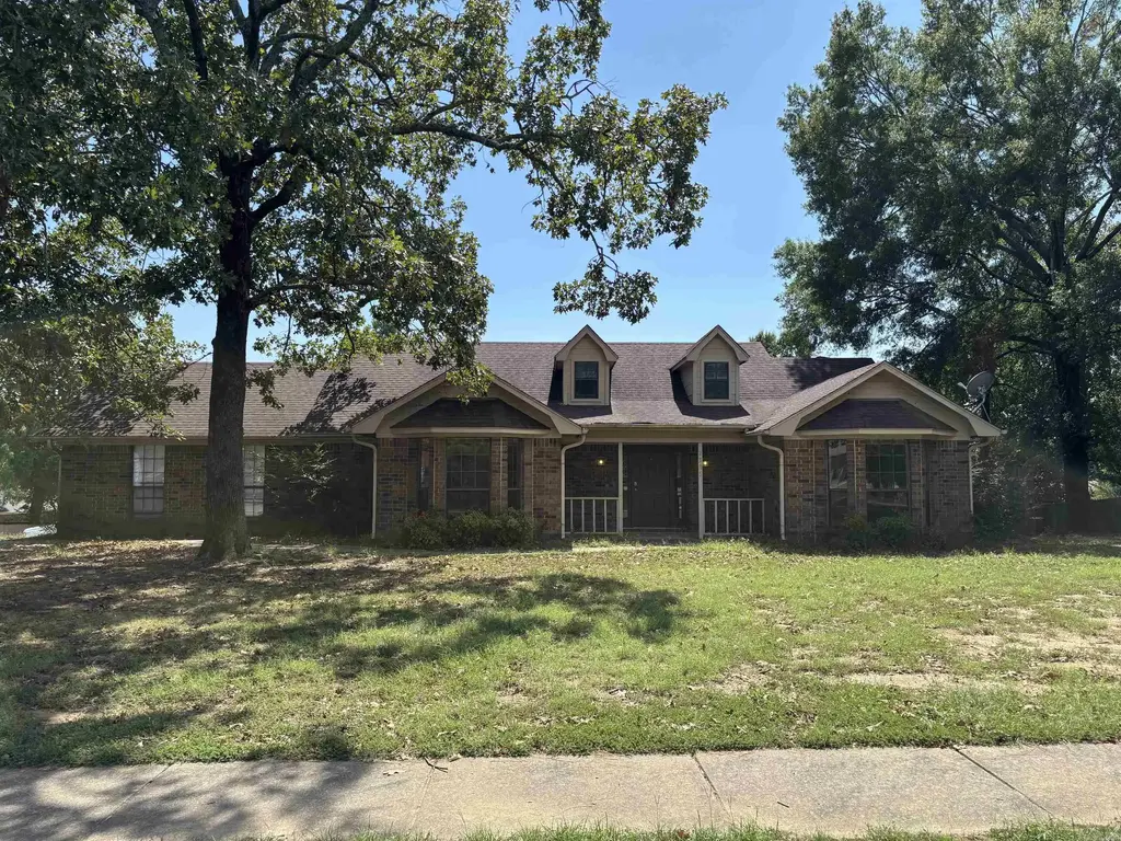 2305 Meadowlake Rd., Conway