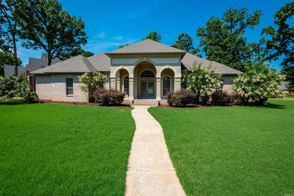49 Laval Circle, Little Rock