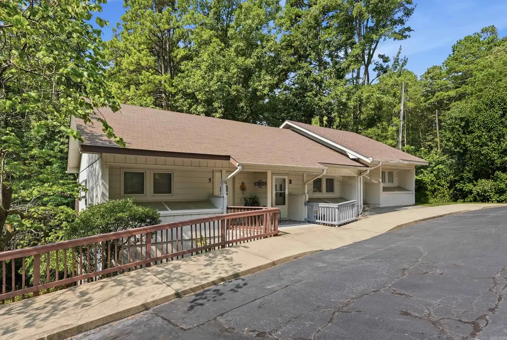 3 Gailosa Lane, Hot Springs Village