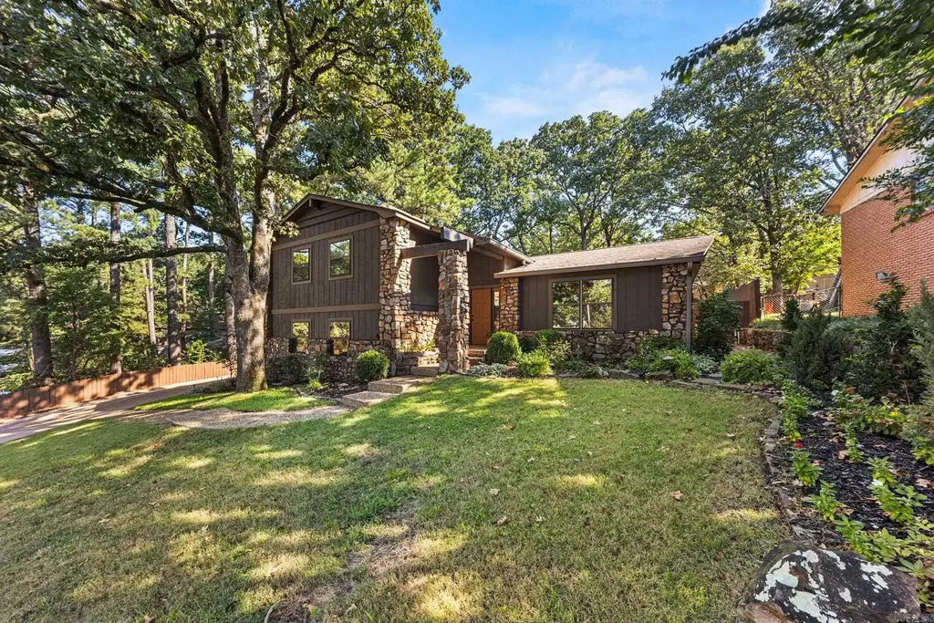 1315 Starfield Road, North Little Rock