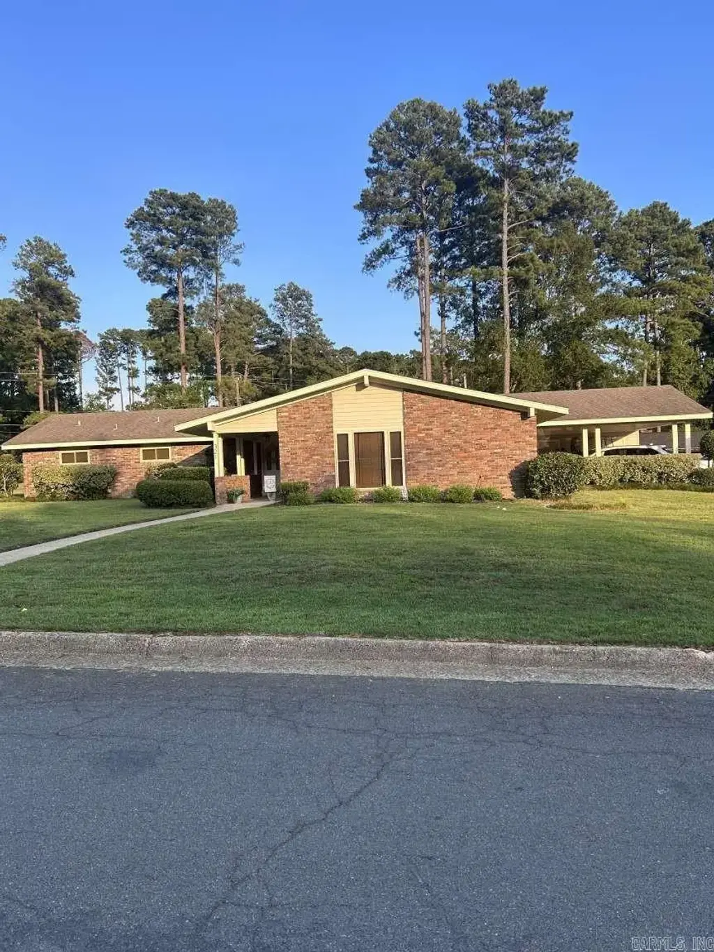 321 Brookridge Drive, Camden