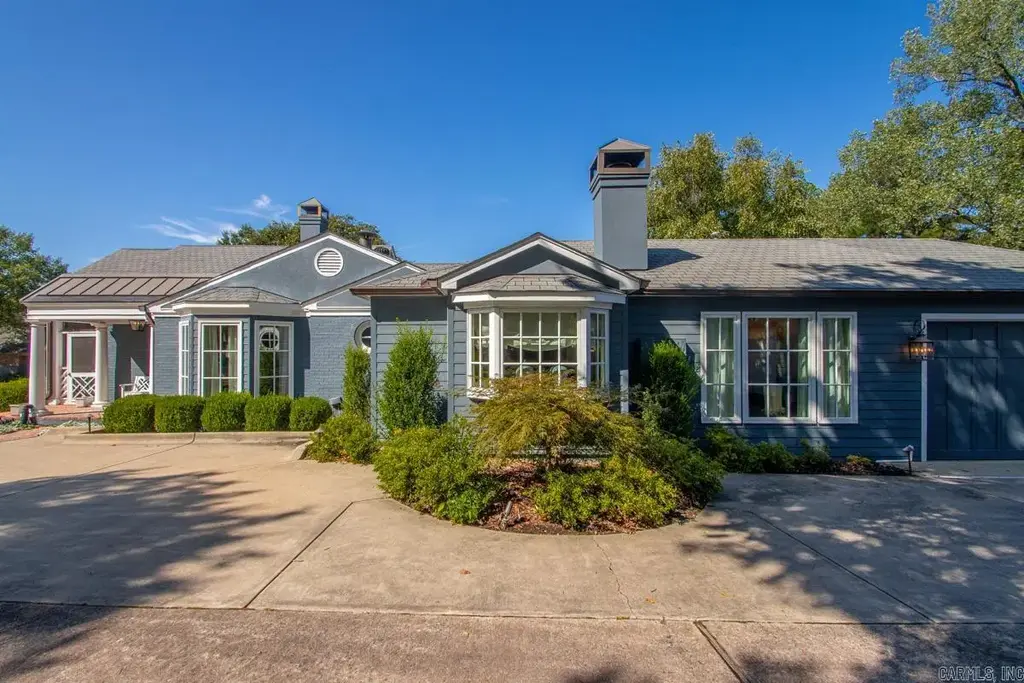 39 St. Johns Place, Little Rock