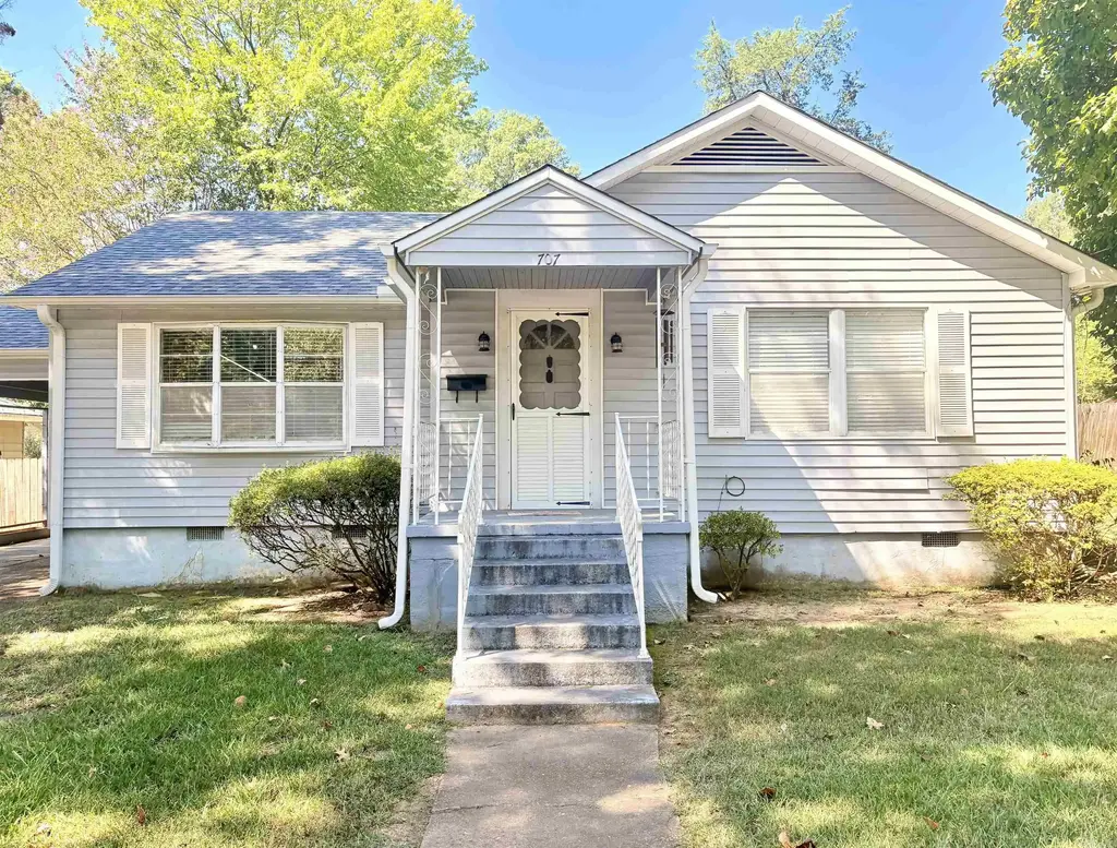 707 N Cedar Street, Searcy