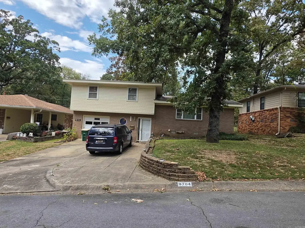 9704 Temple Drive, Little Rock