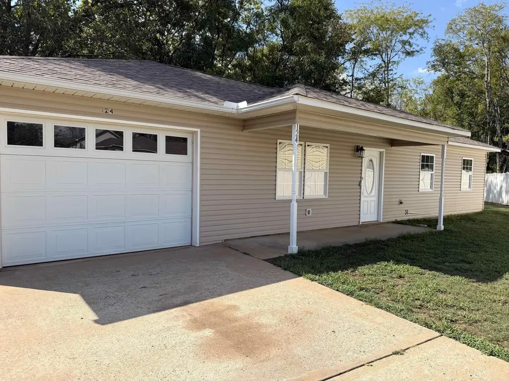 124 Summer Court, Hot Springs