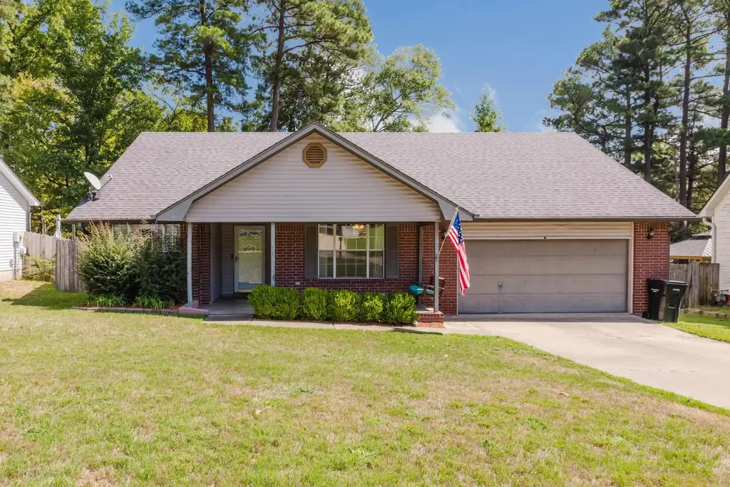 902 Weatherford, Benton