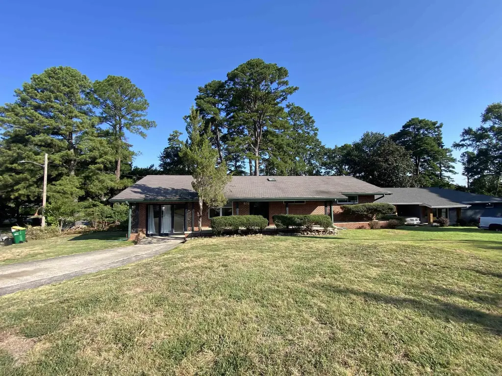 50 Broadmoor Drive, Little Rock