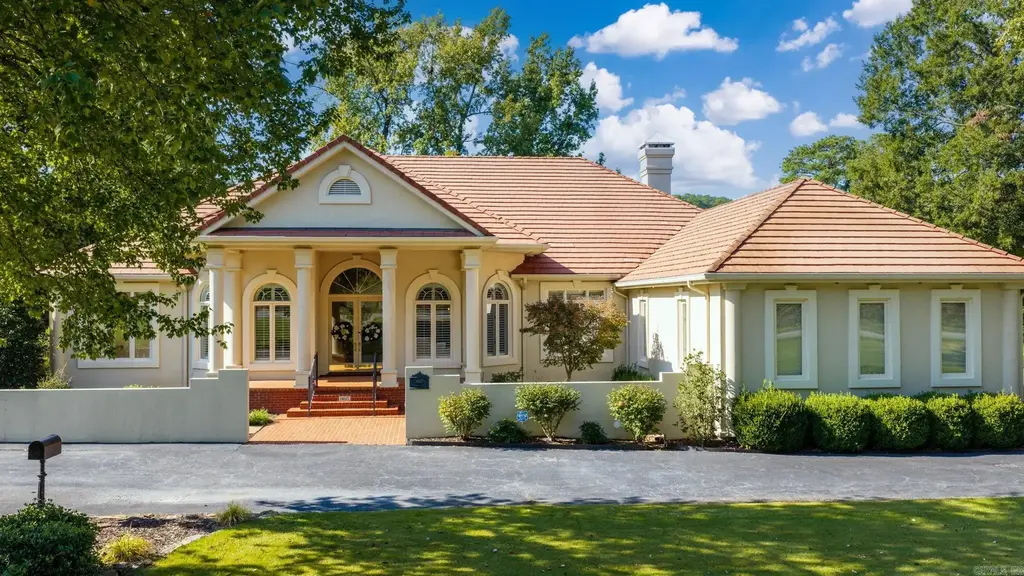 14607 Hinson Road, Little Rock