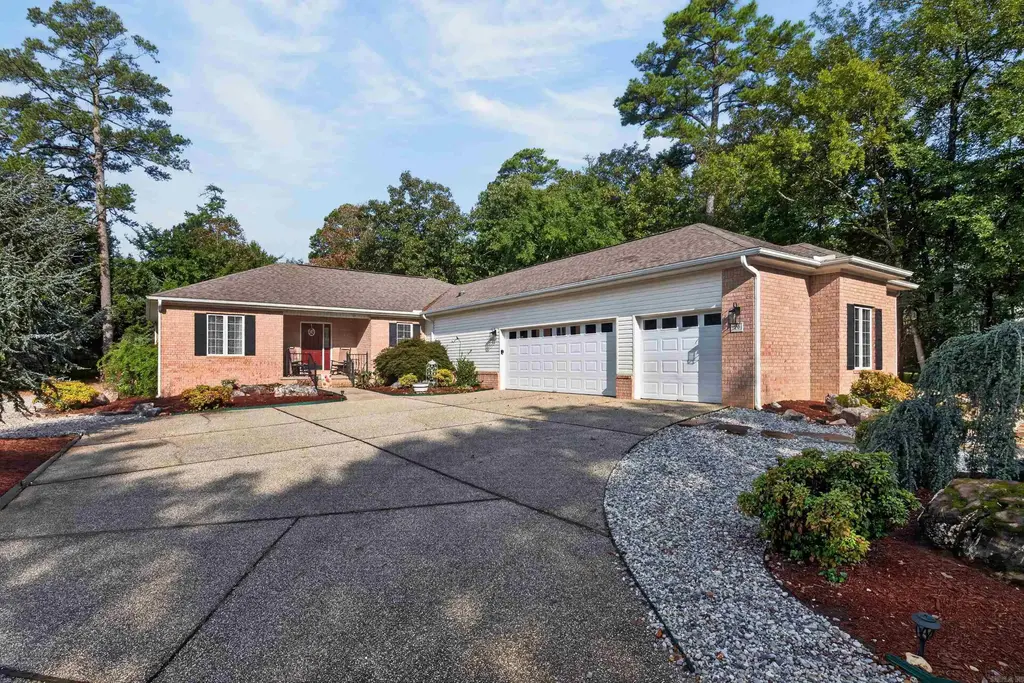 20 Conquista Lane, Hot Springs Village