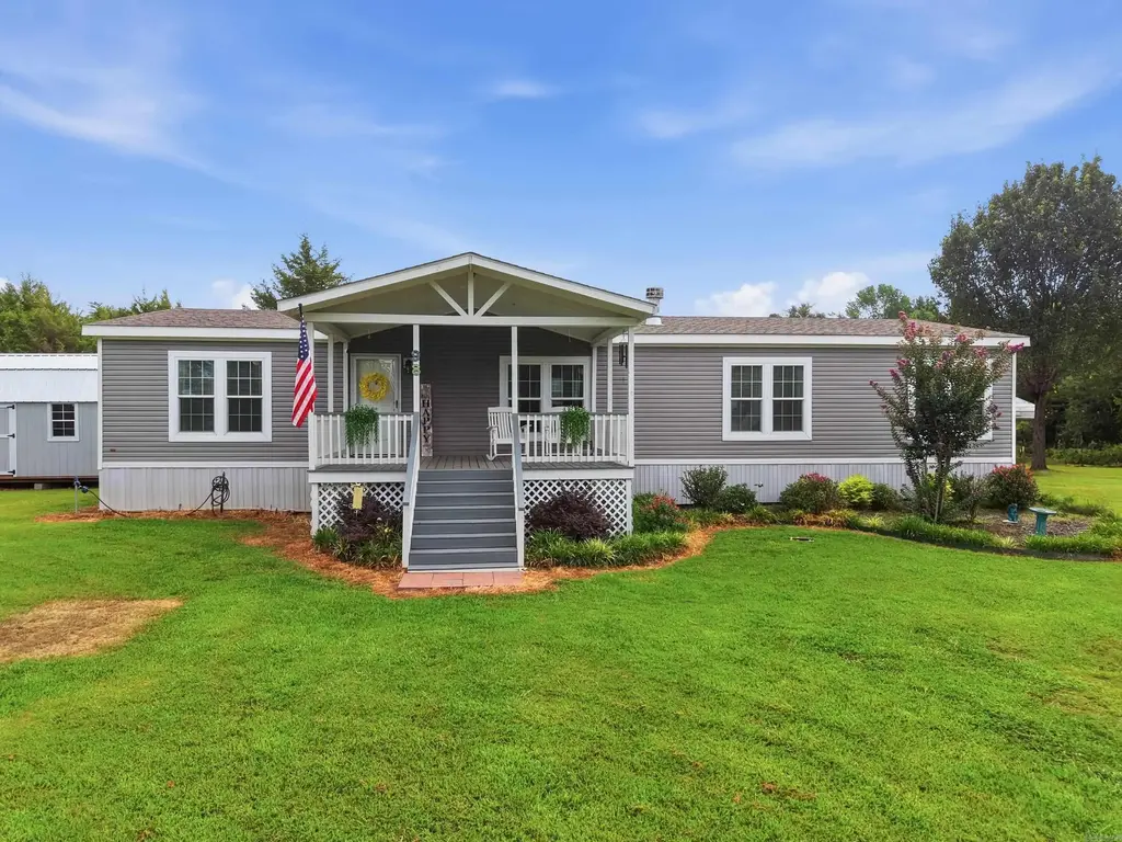 98 Rowlett Road, Greenbrier