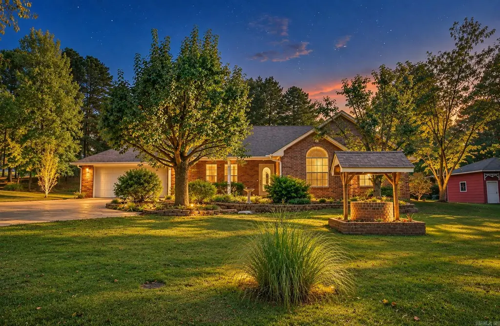 908 Orchard Avenue, Mena